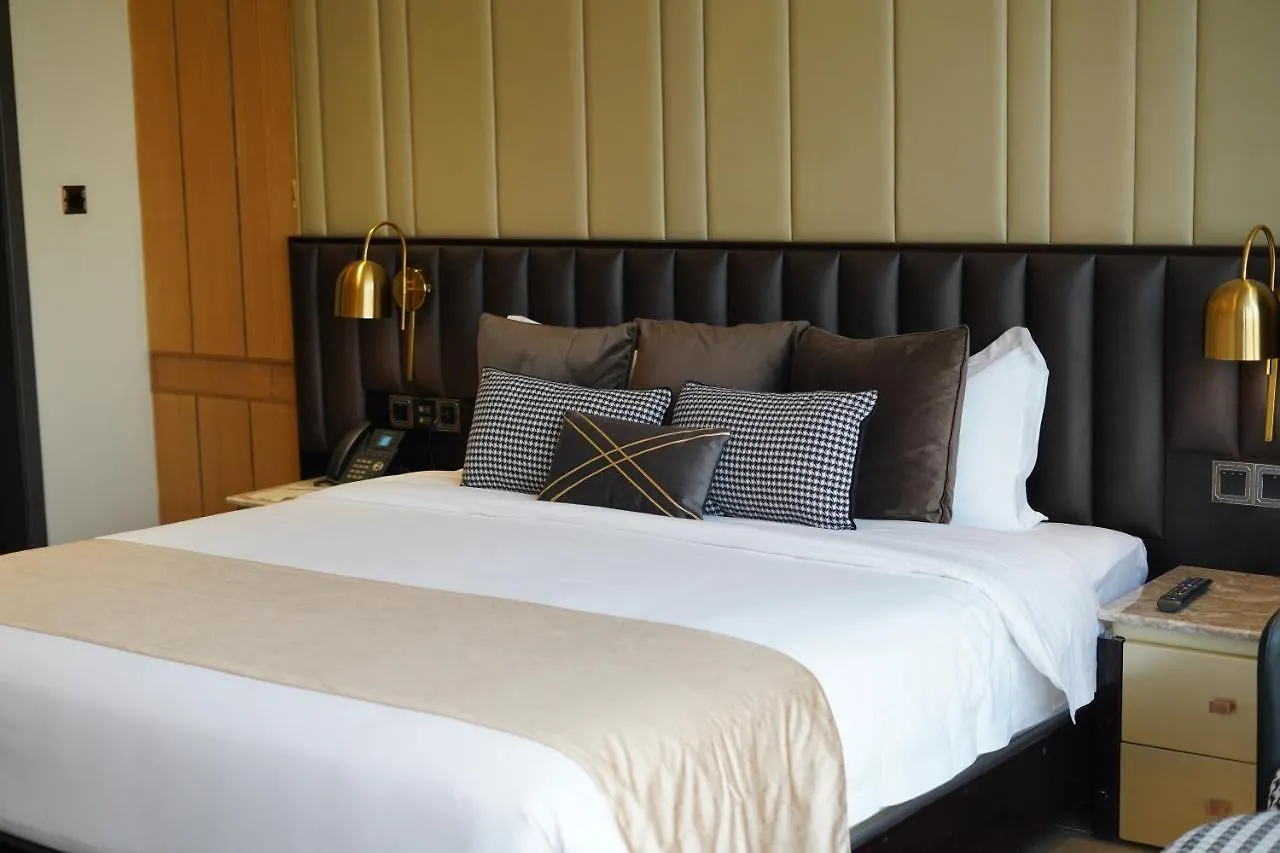 The Zabeer Dhaka Hotel 4*,
