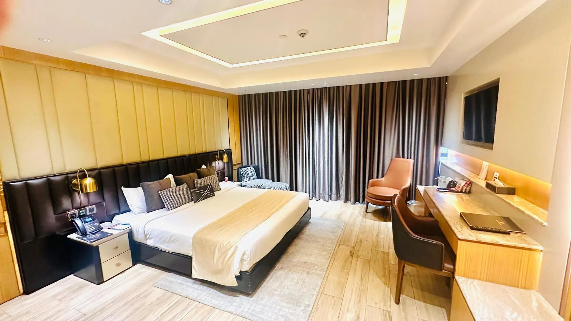 The Zabeer Dhaka Hotel