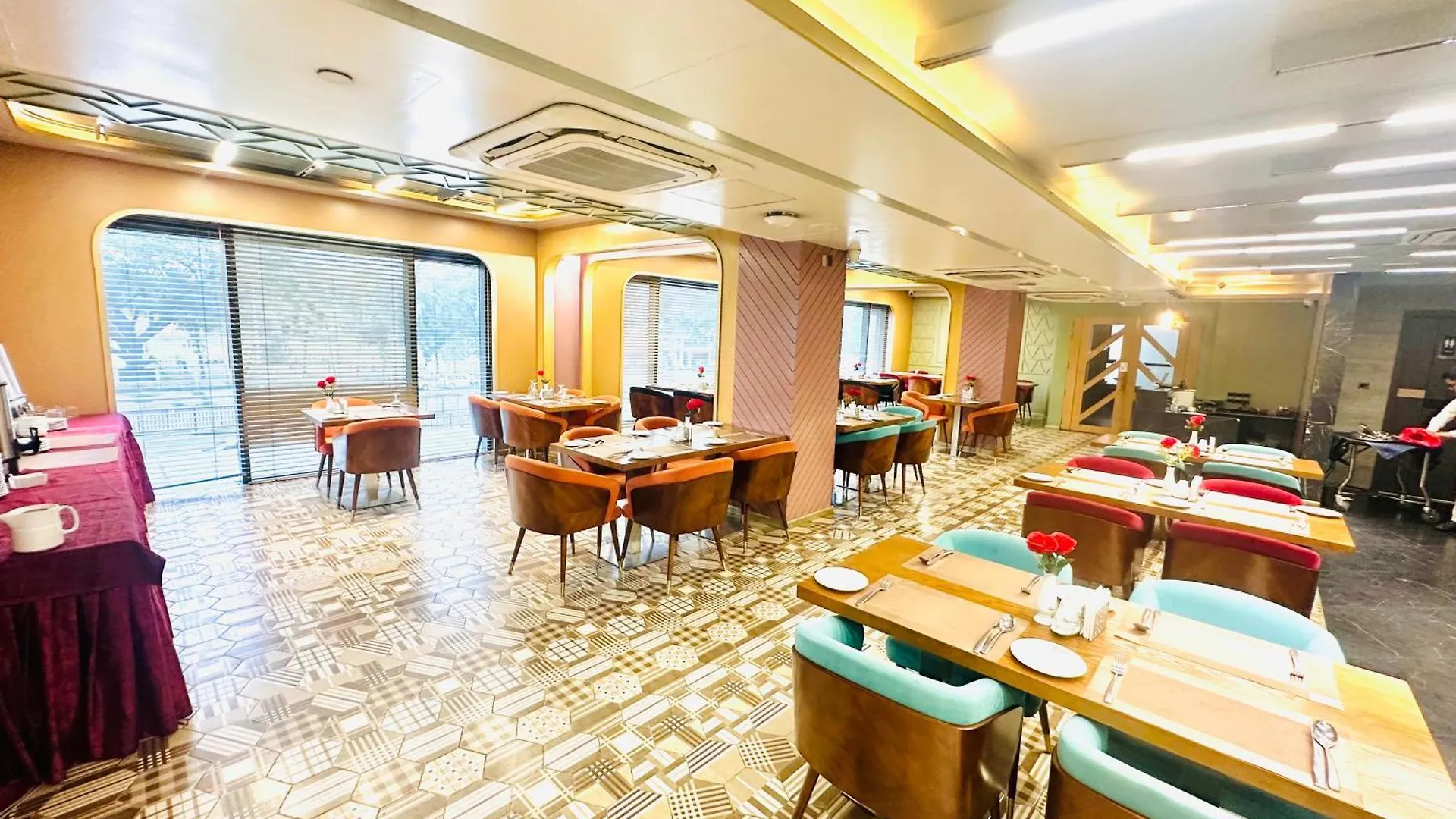 The Zabeer Dhaka Hotel 4*,